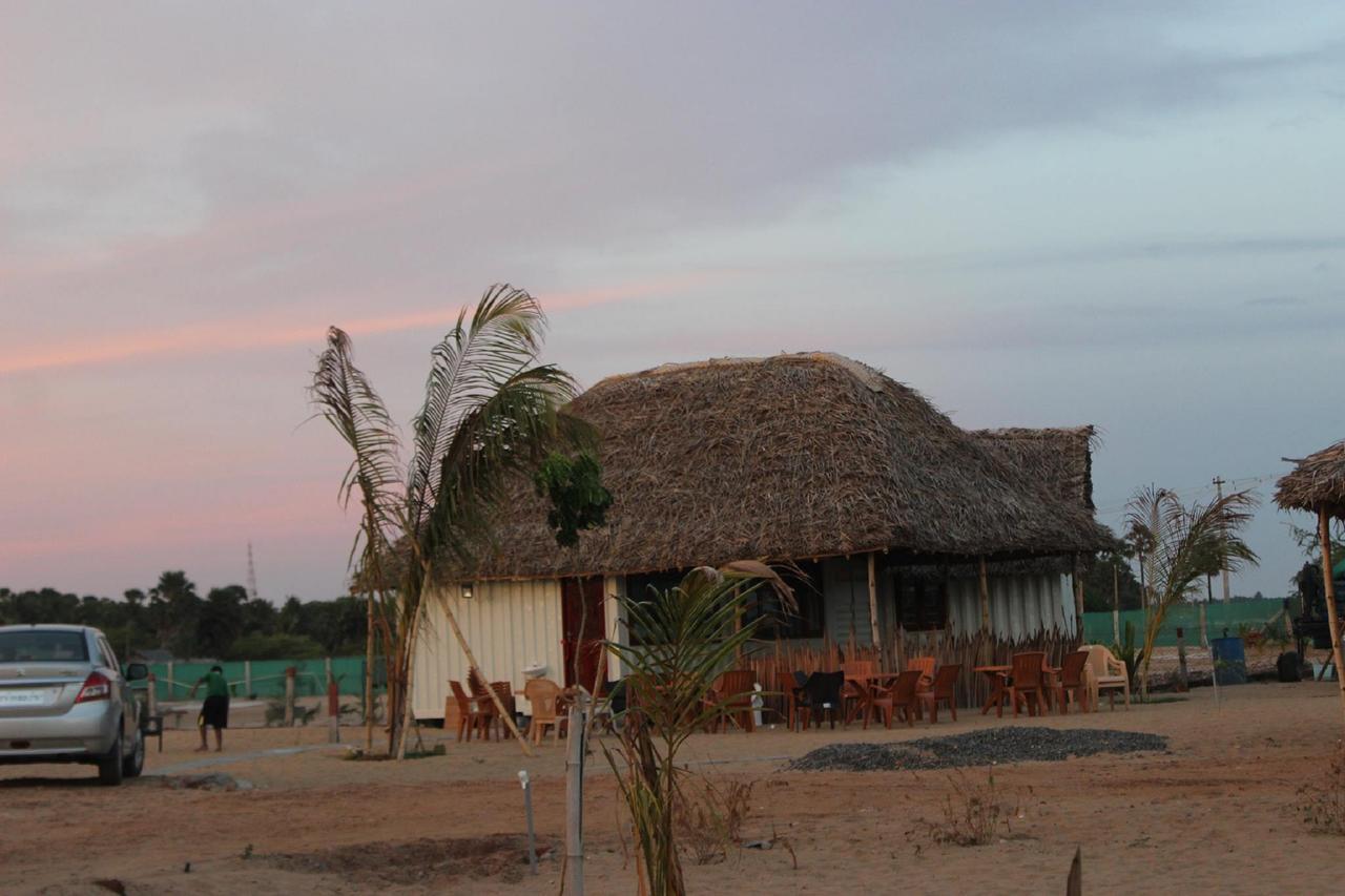 Cabana Coral Reef Hotel Mandapam Buitenkant foto